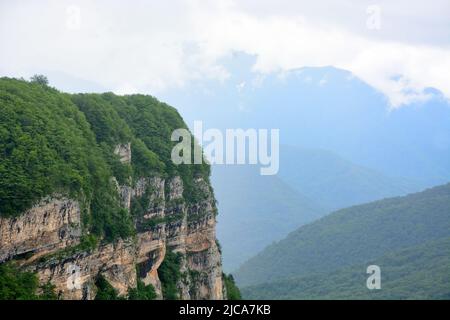 Кодорское ущелье фото