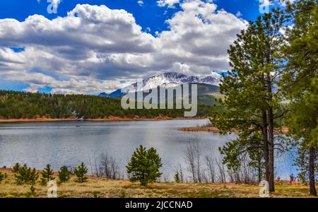 Pikes Peak panorama. Snow-capped and forested mountains near a mountain lake, Pikes Peak Mountains in Colorado Spring, Colorado, USA Stock Photo