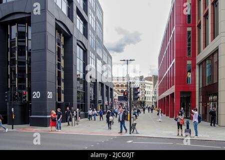The pedestrianised Cowcross Street leading to Farringdon Station, London Stock Photo