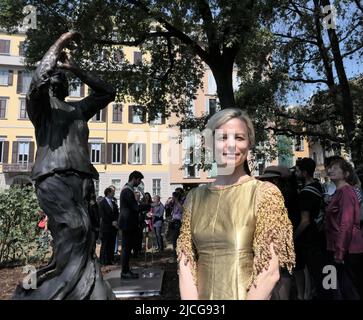 Milan, Italy. 13th June, 2022. Milan, Italy Inauguration of sculpture for Margherita Hack entitled 'Physical look' in Largo Richini State University with the artist Daniela Olivieri, aka Sissi Deloitte Foundation in collaboration with Casa degli Artisti and with the support of the Municipality of Milan the sculpture for Margherita Hack, participating institutions. In the photo: the artist Daniela Olivieri, aka Sissi Credit: Independent Photo Agency/Alamy Live News Stock Photo