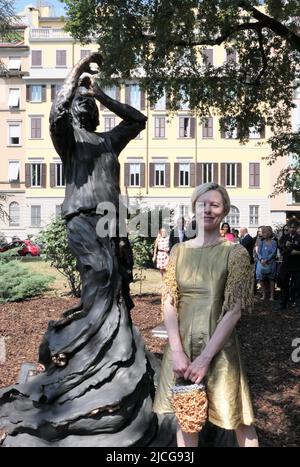 Milan, Italy. 13th June, 2022. Milan, Italy Inauguration of sculpture for Margherita Hack entitled 'Physical look' in Largo Richini State University with the artist Daniela Olivieri, aka Sissi Deloitte Foundation in collaboration with Casa degli Artisti and with the support of the Municipality of Milan the sculpture for Margherita Hack, participating institutions. In the photo: the artist Daniela Olivieri, aka Sissi Credit: Independent Photo Agency/Alamy Live News Stock Photo