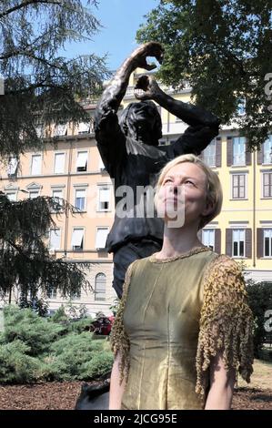 Milan, Italy. 13th June, 2022. Milan, Italy Inauguration of sculpture for Margherita Hack entitled 'Physical look' in Largo Richini State University with the artist Daniela Olivieri, aka Sissi Deloitte Foundation in collaboration with Casa degli Artisti and with the support of the Municipality of Milan the sculpture for Margherita Hack, participating institutions. In the photo: the artist Daniela Olivieri, aka Sissi Credit: Independent Photo Agency/Alamy Live News Stock Photo