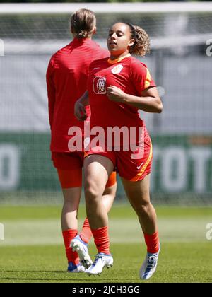 ZEIST - Chasity Grant during a training session of the Dutch women's national team at the KNVB Campus on June 13, 2022 in Zeist, the Netherlands. The Dutch women's team is preparing for the European Football Championship in England. ANP MAURICE VAN STEEN Stock Photo