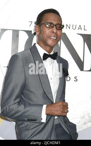 Ron Cephas Jones attends the 75th Annual Tony Awards on June 12, 2022 at Radio City Music Hall in New York, New York, USA. Robin Platzer/ Twin Images/ Credit: Sipa USA/Alamy Live News Stock Photo