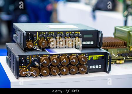 Field router for the military defense industry. Cryptographic ...