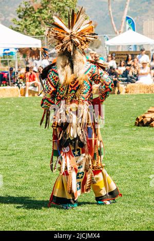 Malibu, California, USA - April 9, 2022. Powwow.  Native Americans dressed in full regalia.  Chumash Day Powwow and Intertribal Gathering. Stock Photo