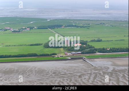 Neuwerk, Germany. 09th June, 2022. The island of Neuwerk is located in the mudflats in the North Sea near the mouth of the Elbe River. Credit: Jonas Walzberg/dpa/Alamy Live News Stock Photo