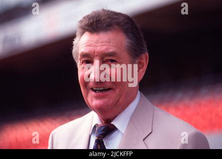 ARCHIVE PHOTO: 20 years ago, on June 17, 2002, football legend Fritz Walter died, football Fritz WALTER, private, portrait from January 25, 1995 Stock Photo