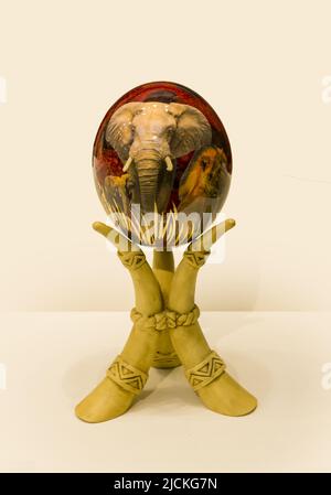 Beijing central gifts cultural relics management center - 1999 decorated ostrich egg - South Africa Stock Photo