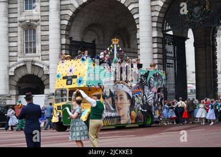 London, UK, 5th Jun 2022, Platinum Jubilee Pageant along the Mall. Starting from Westminister to Buckingham Palace. The Time of our Lives, Part 2 of the Pageant. The jubilant procession showcases the 70 years of the Reign of Queen Elizabeth from 1952 to 2022. 1950s in this part, Andrew Lalchan Photography/Alamy Live News Stock Photo