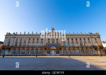 The City Hall (Hôtel de Ville) of Nancy. Place Stanislas is a large square in city of Nancy, in the Lorraine historic region. France. Built in 1752-17 Stock Photo