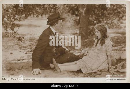 Portrait of Mary Pickford in Pollyanna (1920)  - Silent Hollywood era Stock Photo