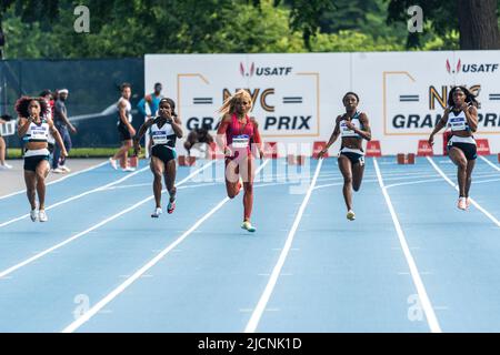 Sha'Carri Richardson (USA) wins the women's 200m at the 2022 NYC Grand Prix. Stock Photo