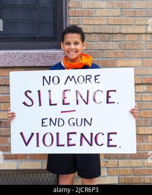 Bronx, New York, USA. 14th June, 2022. Bronx students, teachers and parents  marched through the streets of Hunts Point in the Bronx, NY June 14, 2022  against gun violene and remember Kyhara