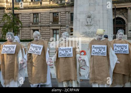 Glasgow, Scotland. UK. November 4th, 2021: Climate change protesters at George Square. Stock Photo