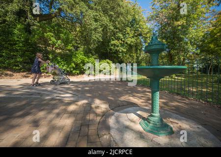 Water fountain, Cwm Donkin Park, Uplands, Dylan Thomas, Swansea, Wales, UK Stock Photo