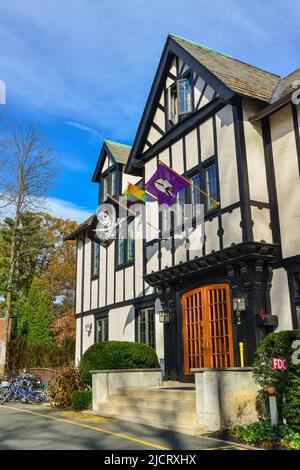 PRINCETON, NJ USA - NOVENBER 12, 2019:  The Tiger Inn Eating Club at Princeton University. Prospect, studies. Stock Photo