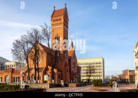 Minsk, Belarus, 04.11.21. The Church of Saints Simon and Helena, known as Red Church, polish Roman Catholic church on Independence Square. Stock Photo