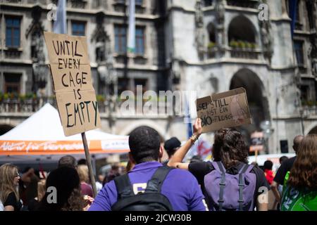 Munich, Germany. 04th June, 2022. More than 230 people gathered in Munich, Germany at the Animal Liberation March to protest against meat consumption, food of animal origin, hunting, leather and fury and for a vegan diet for everyone. (Photo by Alexander Pohl/Sipa USA) Credit: Sipa USA/Alamy Live News Stock Photo