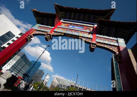Chinatown arch at the entrance to Stowell Street, Newcastle upon Tyne Stock Photo