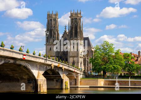 Saint Martin church in Pont a Mousson, Meurthe-et-Moselle department in north-eastern France. Located on the right bank of the Moselle, the Saint-Mart Stock Photo