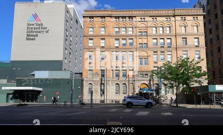 New York Eye and Ear Infirmary of Mount Sinai, New York. original hospital building designed by Robert Williams Gibson in the Romanesque Revival style Stock Photo