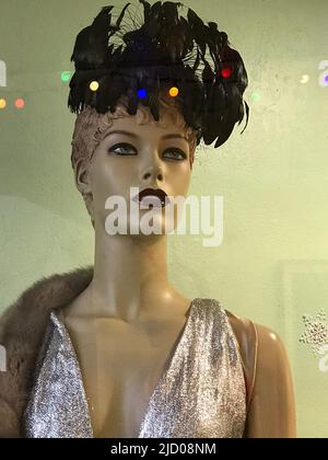 Vintage clothing store window with period mannequin in North Hollywood, CA Stock Photo