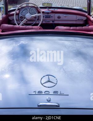 Mercedes-Benz 190 SL (W121), a two-door luxury roadster , Bavaria, Germany Stock Photo