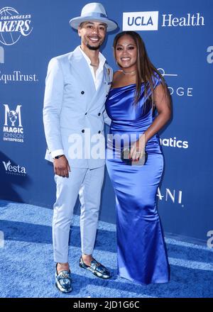 Los Angeles, United States. 17th June, 2021. Los Angeles Dodgers outfielder  Mookie Betts is joined by his mother Diana Benedict and father Willie Betts  prior to the start of the Dodgers MLB