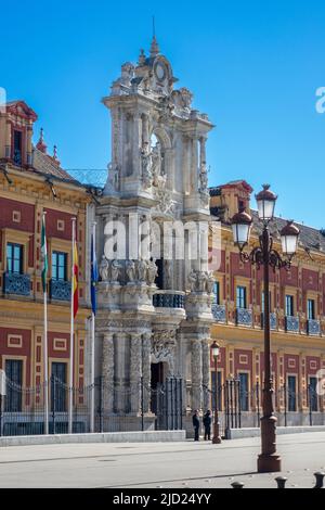 Churrigueresque Spanish Baroque Entrance To San Telmo Palace A Former University Training Sailors Now The Seat Of The Presidency Of The Andalusian Aut Stock Photo