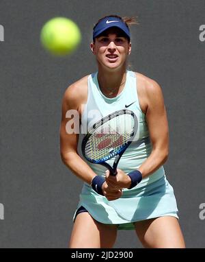 Berlin, Germany. 17th June, 2022. Tennis: WTA Tour, quarterfinals, singles, women, competition, Bencic (Switzerland) - Kudermetova (from Russia) at Steffi Graf Stadium. Belinda Bencic awaits the serve. Credit: Wolfgang Kumm/dpa/Alamy Live News Stock Photo