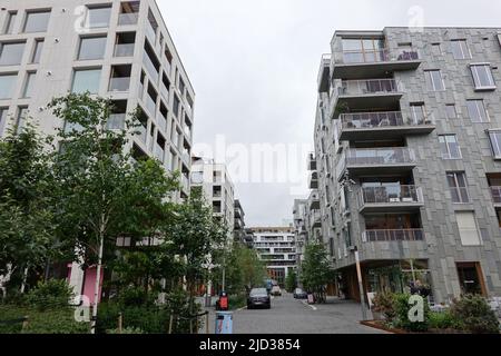 Oslo, Norway. 09th June, 2022. Residential buildings in the Bjørvika district. Credit: Kathrin Deckart/dpa/Alamy Live News Stock Photo