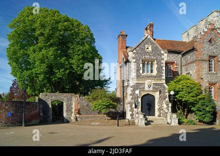 UK, Kent, Canterbury, Tower House at entrance to Westgate Gardens Stock Photo