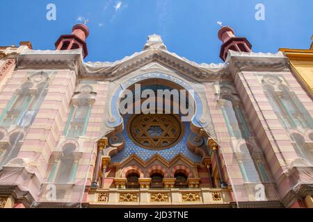 Jubilee Synagogue, known for its location on Jerusalem Street, is a synagogue in Prague, Czech Republic. It was built in 1906, designed by Wilhelm Sti Stock Photo