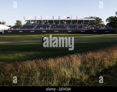 New York, USA. 17th June, 2022. Players walk to the 18th green in the second round of the 122nd USA Open Championship at The Country Club in Brookline, MA on Friday, June 17, 2022. Photo by John Angelillo/UPI Credit: UPI/Alamy Live News Stock Photo