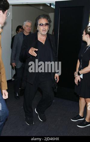 New York, USA. 18th June, 2022. June 17, 2022 Al Pacino attend Tribeca Film Festival 2022 Heat screening and conversation at United Palace in New York June 17, 2022 CreditRW/MediaPunch Credit: MediaPunch Inc/Alamy Live News Stock Photo