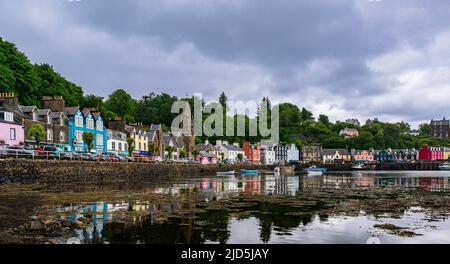 Looking across the harbour and waterfront in the town of Tobermory on the Isle of Mull, Scotland, Great Britain Stock Photo