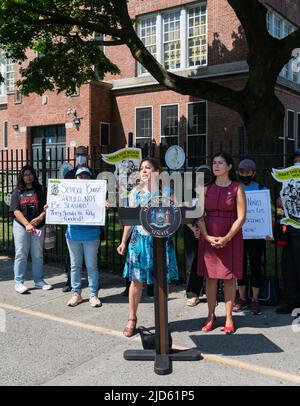 https://l450v.alamy.com/450v/2jd61p5/queens-united-states-17th-june-2022-assembly-member-jessica-gonzalez-rojas-and-public-school-parents-held-a-press-conference-outside-of-ps-69-in-jackson-heights-queens-against-the-budget-cuts-to-nyc-public-schools-photo-by-steve-sanchezpacific-press-credit-pacific-press-media-production-corpalamy-live-news-2jd61p5.jpg