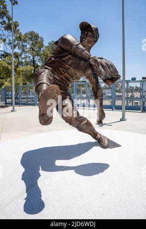 June 18, 2022: Sandy Koufax giving a speech before his statue unveiling at  Dodger Stadium on June 18, 2022. (Credit Image: © Mark Edward Harris/ZUMA  Press Wire Stock Photo - Alamy