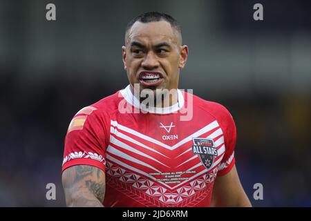 Warrington, UK. 18th June, 2022. Mahe Fonua #5 of Combined Nations All Stars during the game in Warrington, United Kingdom on 6/18/2022. (Photo by James Heaton/News Images/Sipa USA) Credit: Sipa USA/Alamy Live News Stock Photo