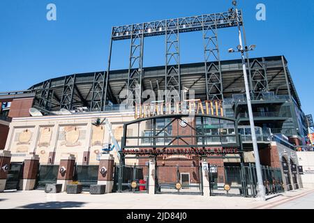 San Francisco, United States. 15th June, 2022. San Francisco Giants  Outfielder Luis González (51) during an MLB game between Kansas City Royals  and San Francisco Giants at the Oracle Park in San