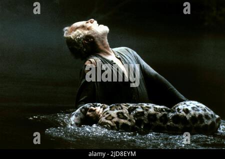 Richard Dreyfuss Film: The Old Man Who Read Love Stories (2001 ...