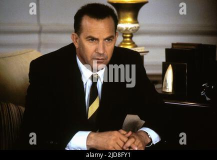 KEVIN COSTNER 'THIRTEEN DAYS' FILM PREMIERE LOS ANGELES USA WESTWOOD 19  December 2000 Stock Photo - Alamy