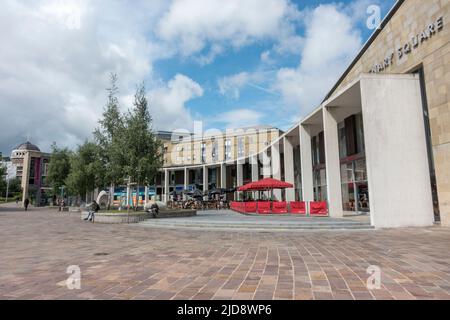 General view of Centenary Square looking towards the City Library and Impressions Gallery, Bradford, West Yorkshire, England. Stock Photo