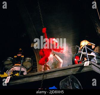 ELMO, THE ADVENTURES OF ELMO IN GROUCHLAND, 1999, Stock Photo