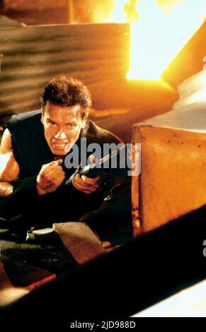 ARNOLD SCHWARZENEGGER, ERASER, 1996, Stock Photo