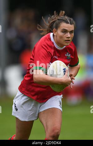 Crosskeys, UK. 19th June, 2022. Bryonie King of Wales RL, in action during the game in Crosskeys, United Kingdom on 6/19/2022. (Photo by Mike Jones/News Images/Sipa USA) Credit: Sipa USA/Alamy Live News Stock Photo