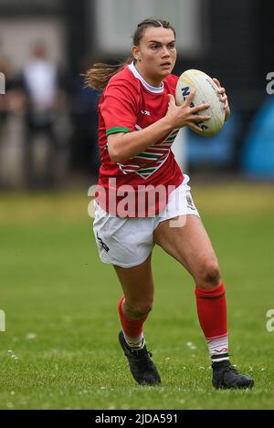 Crosskeys, UK. 19th June, 2022. Bryonie King of Wales RL in action during the game in Crosskeys, United Kingdom on 6/19/2022. (Photo by Mike Jones/News Images/Sipa USA) Credit: Sipa USA/Alamy Live News Stock Photo