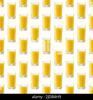fresh orange juice, mango or pineapple in a glass repeat seamless pattern on white background. Stock Photo