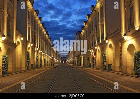 France, Loiret (45) Orléans, illuminated buildings of the rue Royale Stock Photo